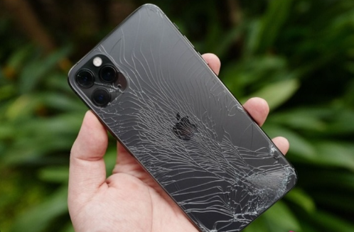 Những lưu ý khi ép kính iPhone 11 Pro