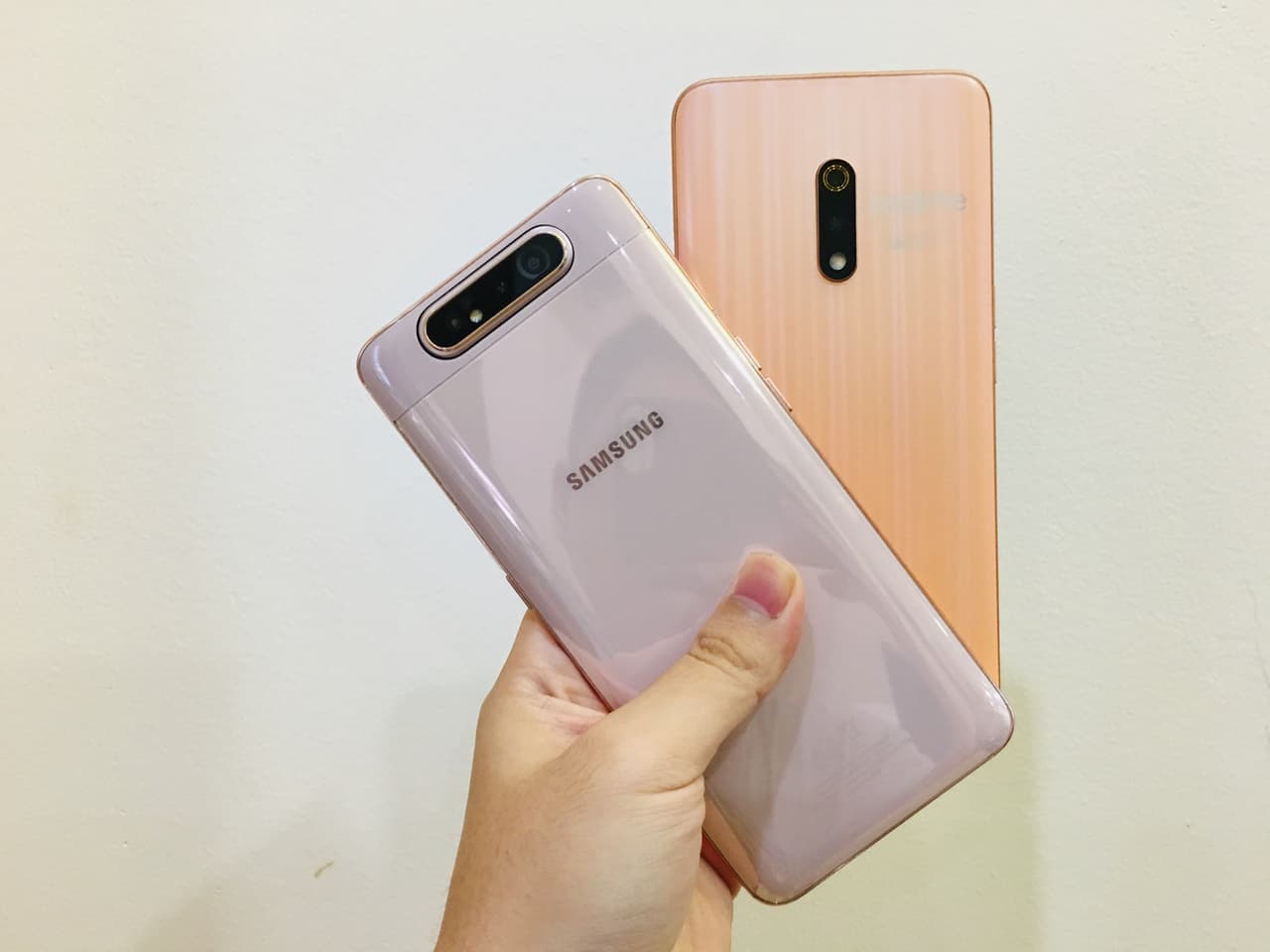 Realme X - Master Edition: câu chuyện độc đáo giữa "Hành" và "Tỏi" - Clickbuy