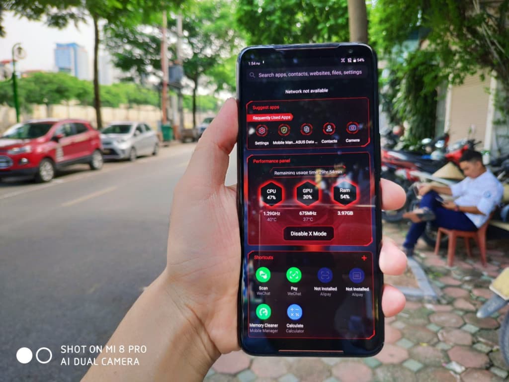 Trên tay ROG Phone 2 - Quái vật hiệu năng toàn diện của Android??? - Clickbuy