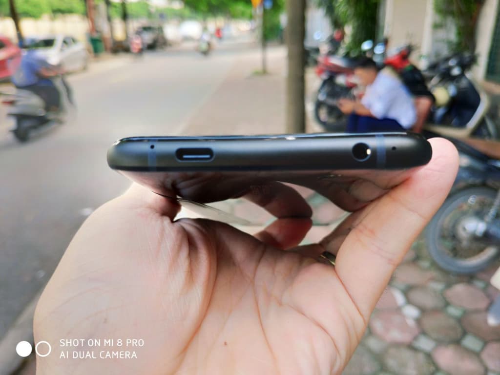 Trên tay ROG Phone 2 - Quái vật hiệu năng toàn diện của Android??? - Clickbuy