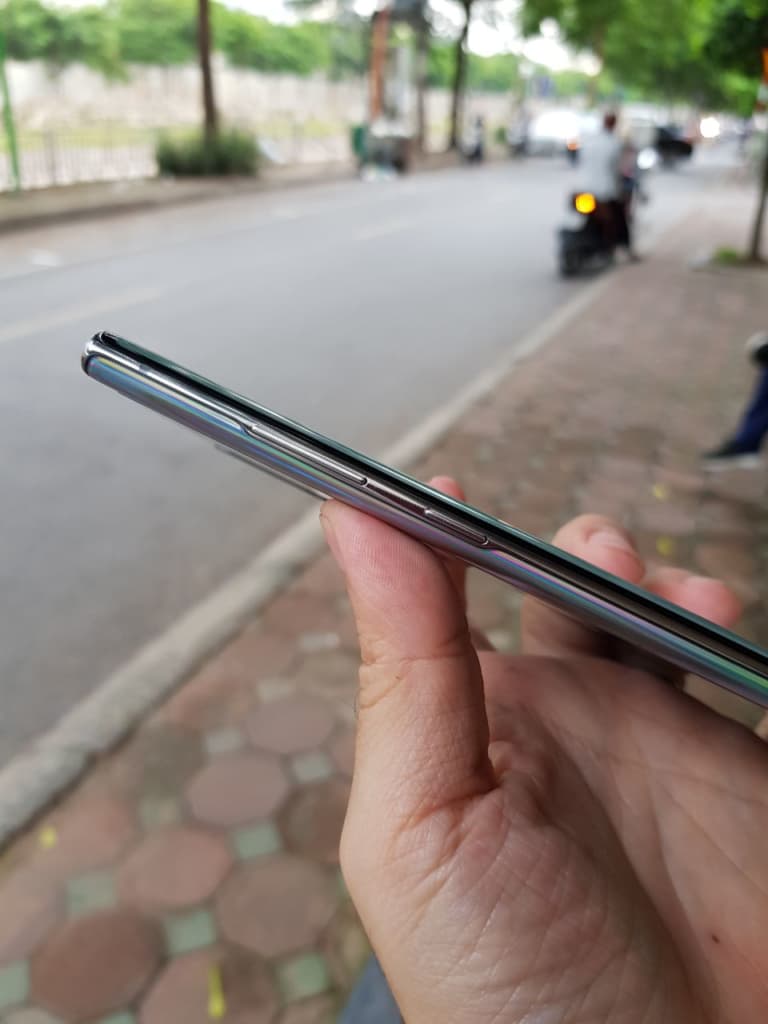 Trên tay Galaxy Note 10+ bản thương mại - hoàng đế Android 2019!! - Clickbuy