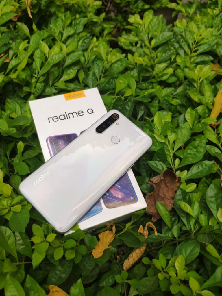 Mua Realme Q vào cuối 2019 liệu có phải lựa chọn sáng suốt? - Clickbuy