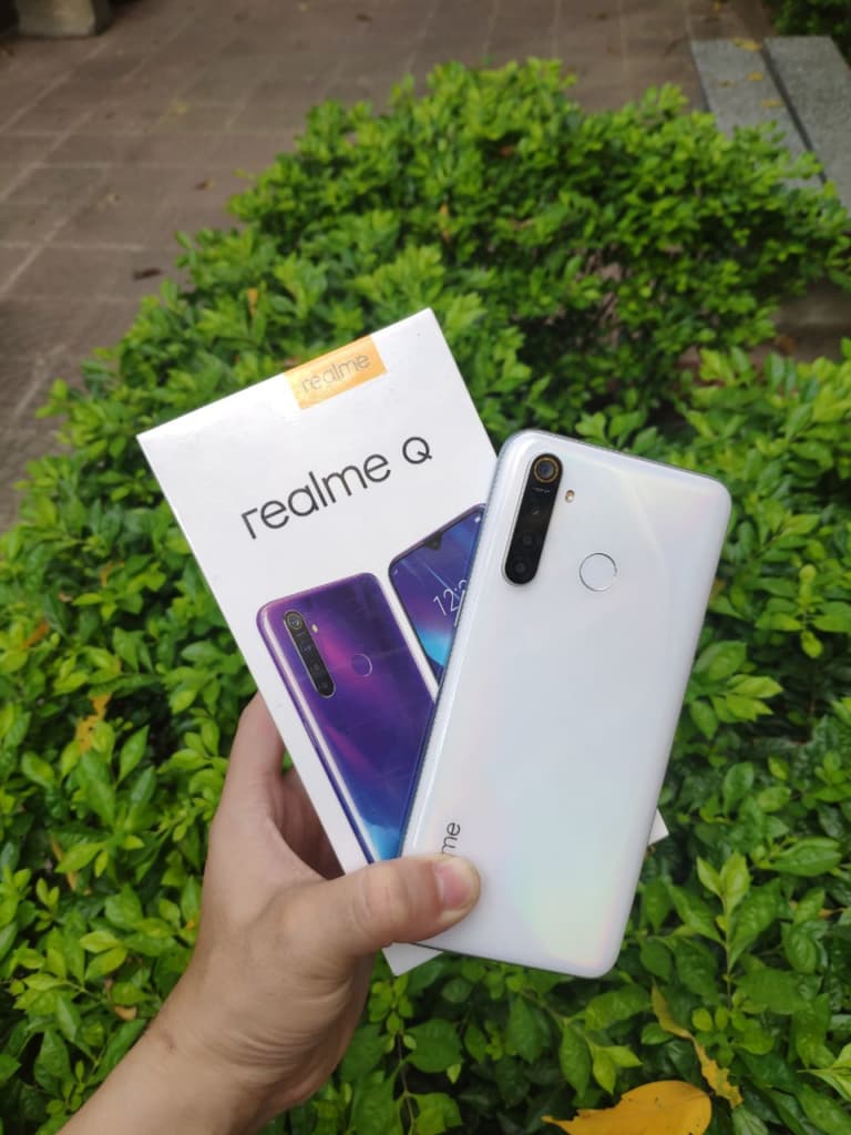 Mua Realme Q vào cuối 2019 liệu có phải lựa chọn sáng suốt? - Clickbuy