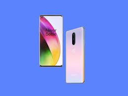 Camera trên OnePlus 8 Pro 5G có thể nhìn xuyên qua các vật thể bằng nhựa.