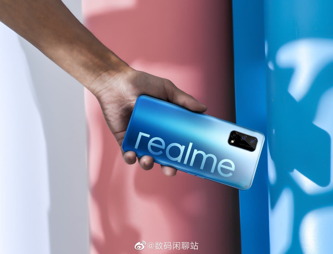 Realme Q2, Realme Q2 Pro hỗ trợ 5G ra mắt với Chip Dimensity 800U, sạc nhanh 65W, màn hình 120Hz
