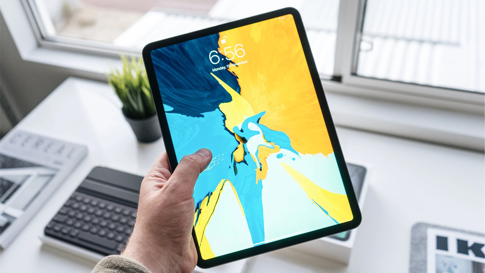 Lần đầu sau 1 thập kỷ, Apple phải dừng sản xuất iPhone, iPad vì thiếu linh kiện - Clickbuy