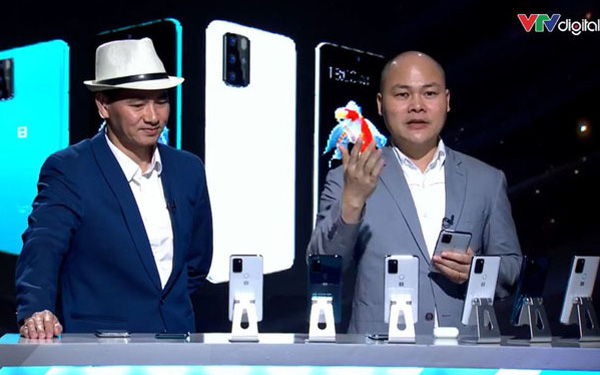 Lần đầu livestream bán hàng, CEO Bkav Nguyễn Tử Quảng chốt được hơn 1.200 đơn