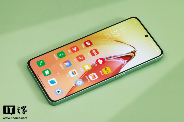 Bất ngờ đập hộp OPPO Reno8 Pro+ trước ngày công bố - Clickbuy