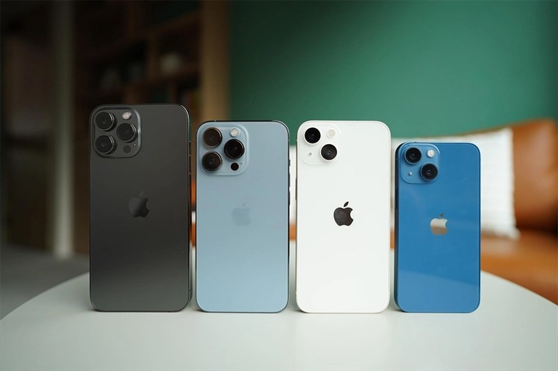 Choáng ngợp trước số tiền để sở hữu một chiếc iPhone sau 10 năm nữa - Clickbuy