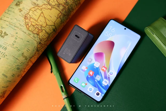 Ra mắt nubia Z40S Pro với camera tele tiềm vọng 5X 8MP chống rung OIS, snapdragon 8+ Gen 1, sạc nhanh 120W, giá gần 12 triệu đồng - Clickbuy