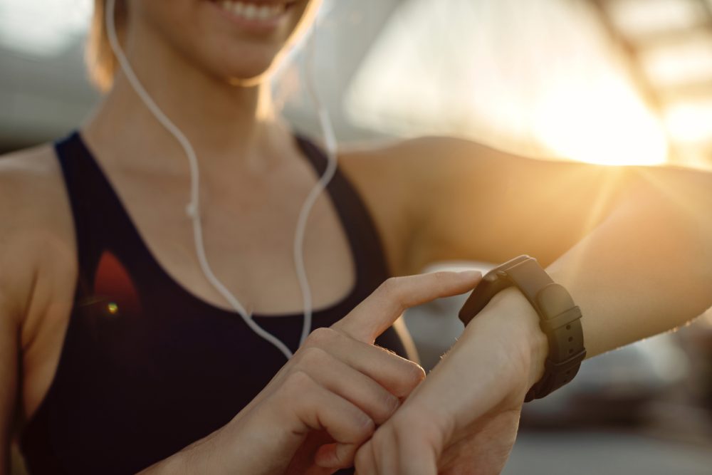Nóng: Vòng đeo thông minh Mi Band 7 Pro được trình làng với giá chỉ hơn 1 triệu đồng - Clickbuy