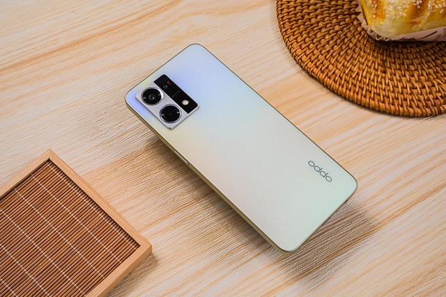 OPPO Reno8 series chính thức ra mắt với 3 phiên bản - Clickbuy