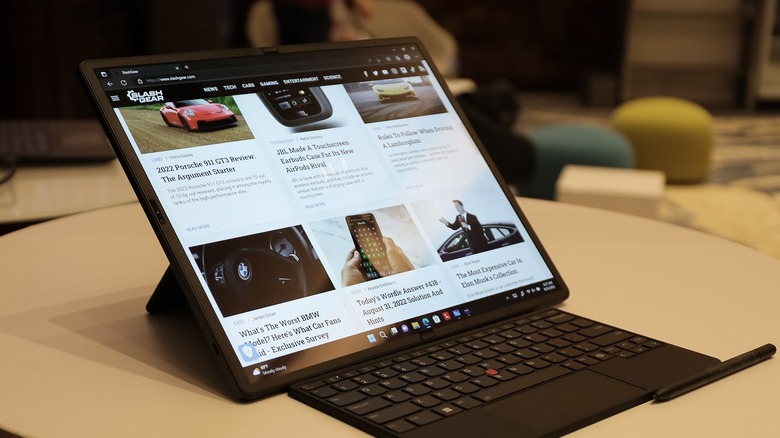 Chính thức ra mắt Tablet màn hình gập ThinkPad X1 Fold (2022) với bộ vi xử lý Core i5/ i7 thế hệ thứ 12 của Intel, ổ SSD lên đến 1TB, giá gần 59 triệu đồng - Clickbuy