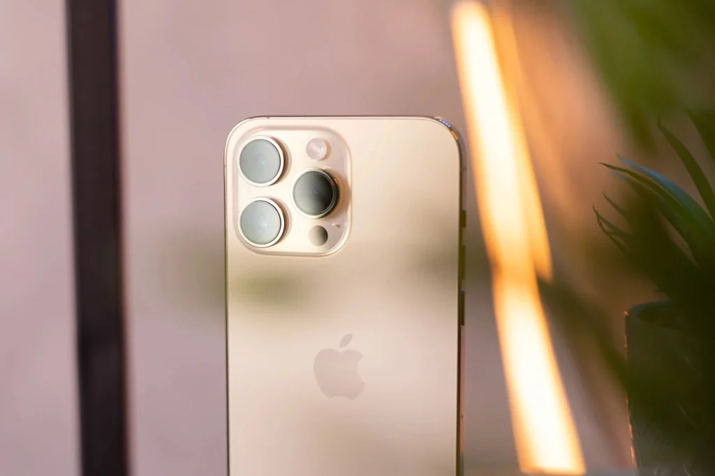 iPhone chính hãng sắp tăng mạnh theo tỷ giá USD - Clickbuy