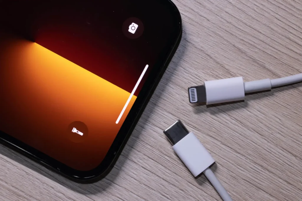 Vì sao iPhone 15 Ultra sẽ có giá cao hơn iPhone 14 Pro Max? - Clickbuy