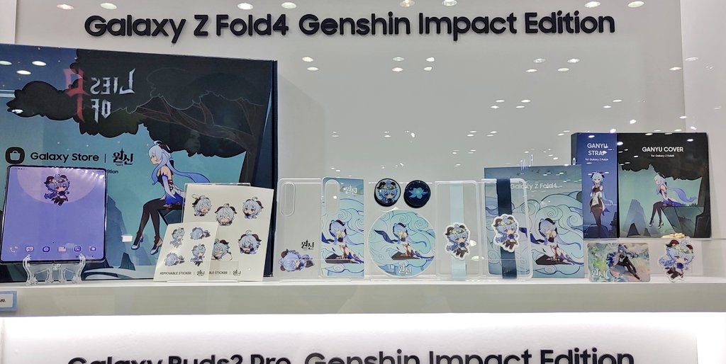 Samsung Galaxy Z Fold4 Genshin Impact Edition ra mắt