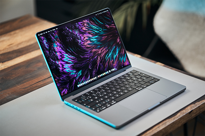 MacBook Pro 14"