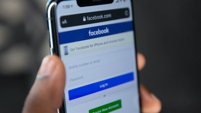 Lập Facebook đăng ảnh người yêu cũ, bị phạt 7,5 triệu đồng - Clickbuy