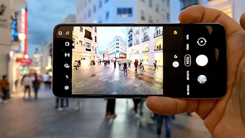 Galaxy Z Flip5 sẽ có thời lượng pin cùng chất lượng camera vượt bậc nhờ cải tiến này - Clickbuy