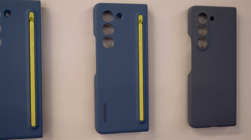 Thiết kế ốp lưng của Galaxy Z Fold5 kèm bút S Pen (Ảnh: AndroidCentral)