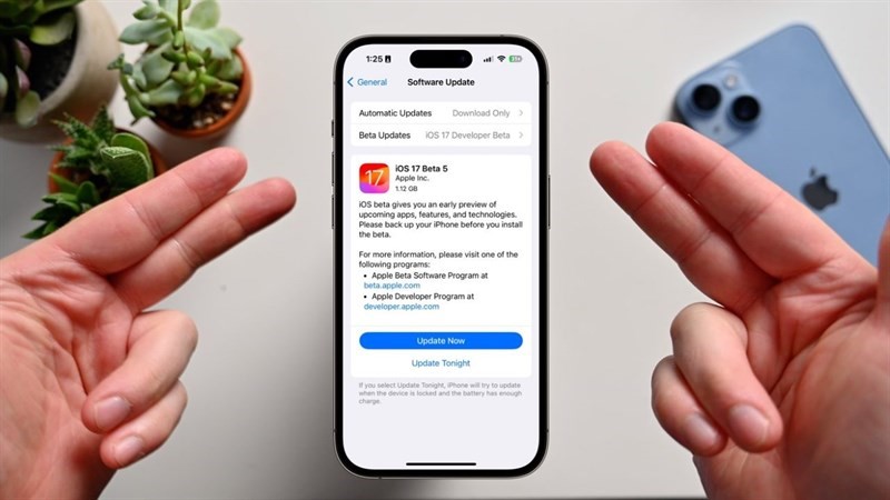 Apple đã chính thức phát hành phiên bản iOS 17 beta 5 dành cho nhà phát triển (Ảnh: MacHash)