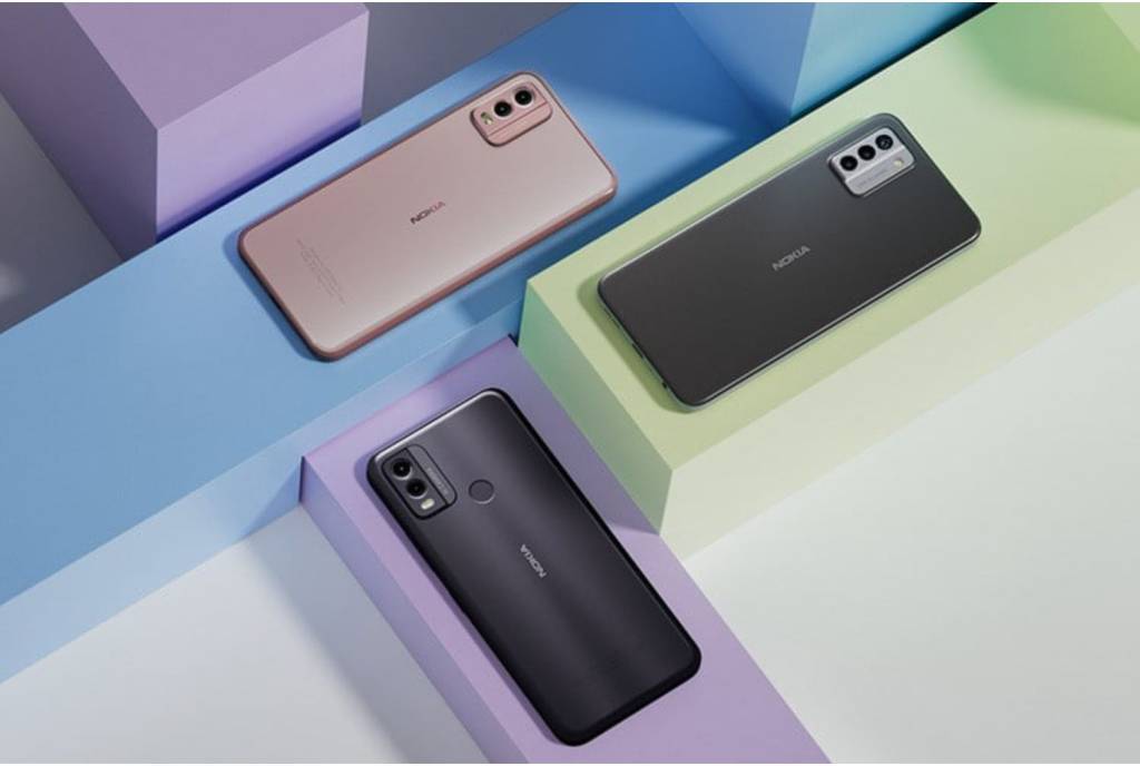 Nokia C32 - SmartPhone giá rẻ - Ngôi vương trở lại ? 