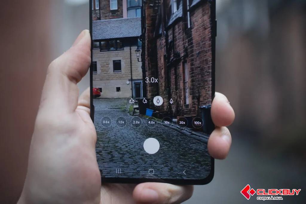 Camera của S21 Ultra và iPhone 13 Pro Max như thế nào