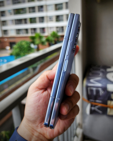 Cảm nhận nhanh Galaxy ZFold5: Khít hơn, thích hơn - Clickbuy