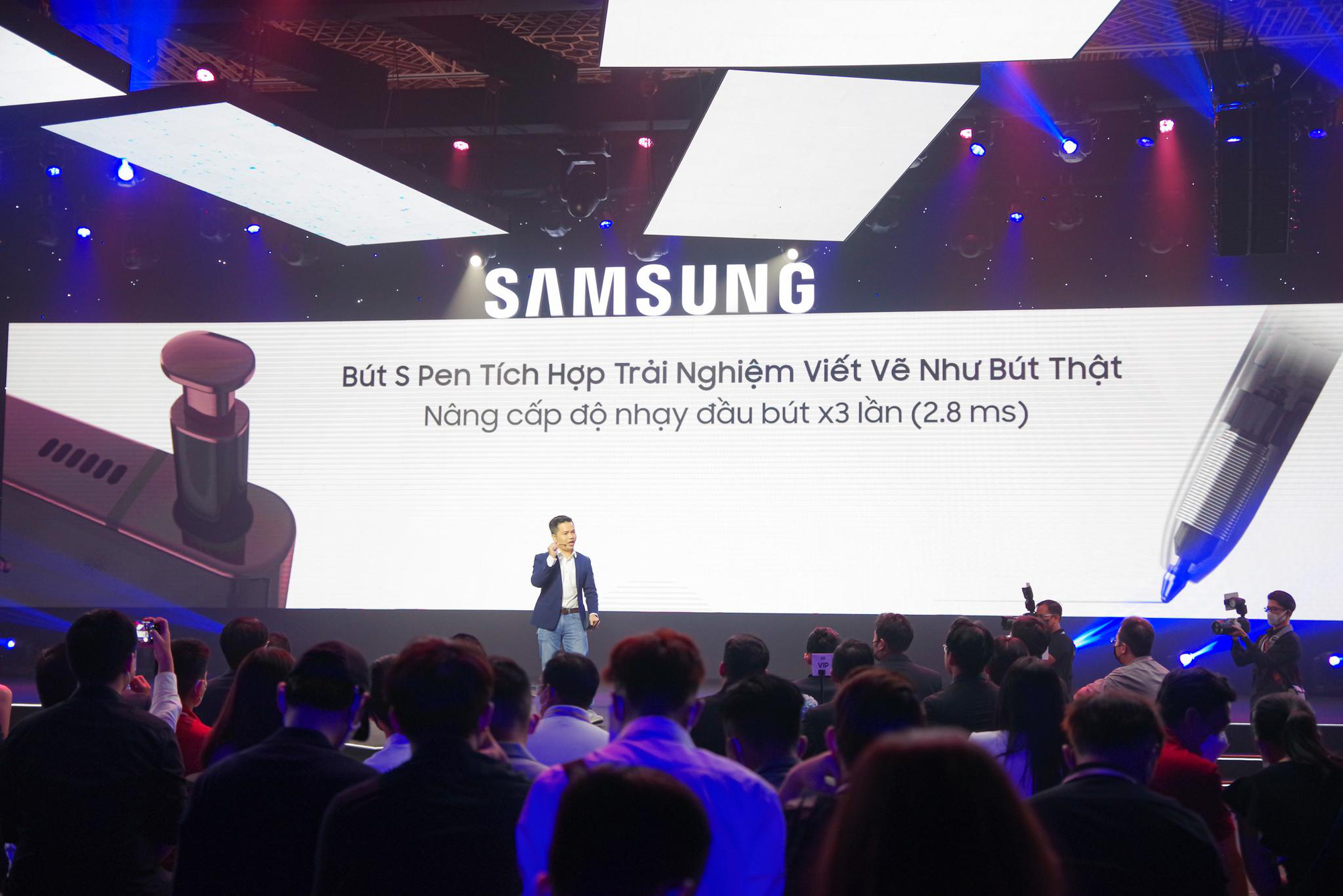 Khả năng chụp đêm bá đạo của Galaxy S22 tại sự kiện ra mắt - Ảnh 7. Khả năng chụp đêm bá đạo của Galaxy S22 tại sự kiện ra mắt - Ảnh 7.