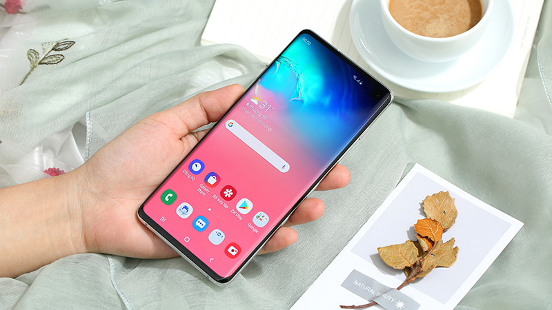Khuyến mại shock cuối tuần: bộ đôi S10/ S10+ giảm tới 5 triệu!!!