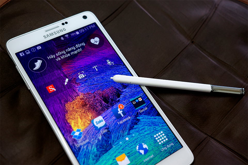 Năm 2019, nên mua "cựu" Flagship Note 4 làm máy chính? - Clickbuy