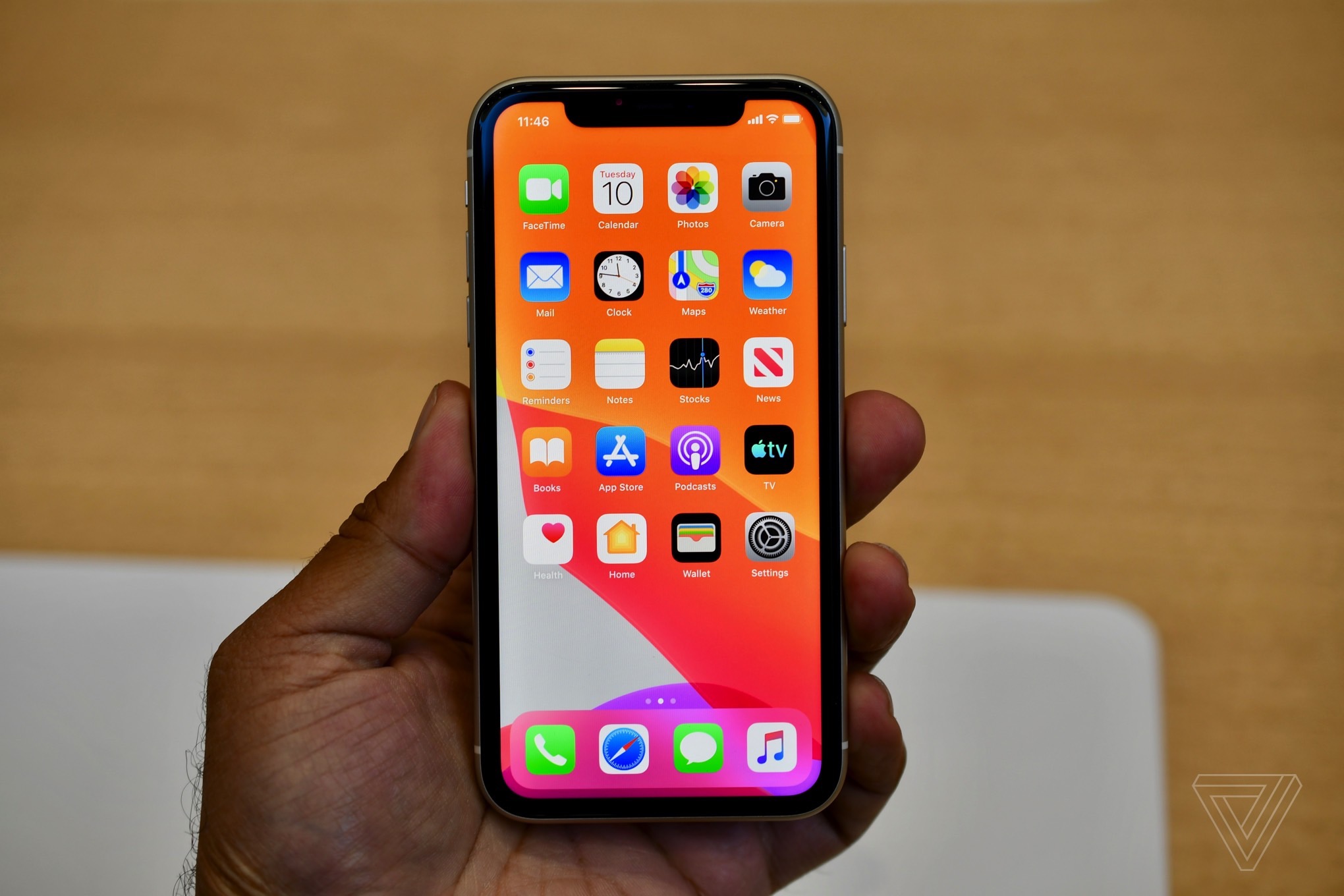 Toàn cảnh các màu sắc đặc biệt của bộ 3 iPhone mới - Clickbuy