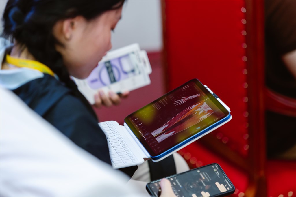 ứng dụng iPad trong học y