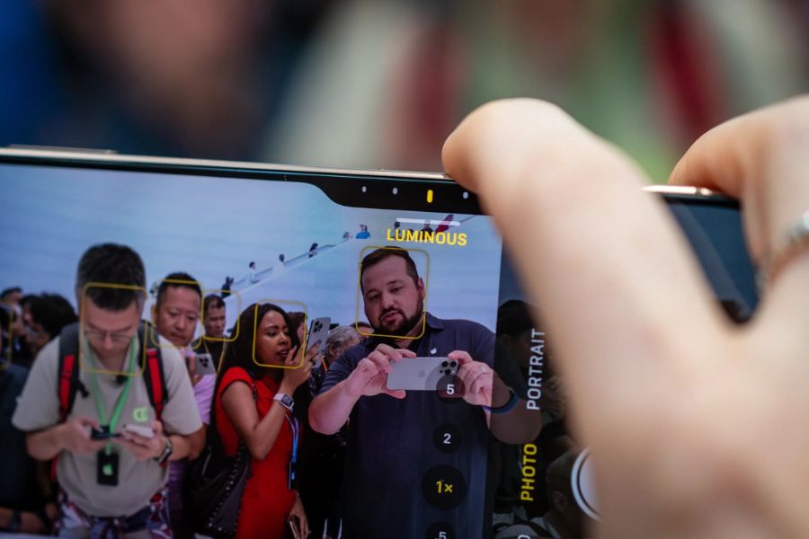 Cụm camera được nâng cấp trên iPhone 16 Pro Max
