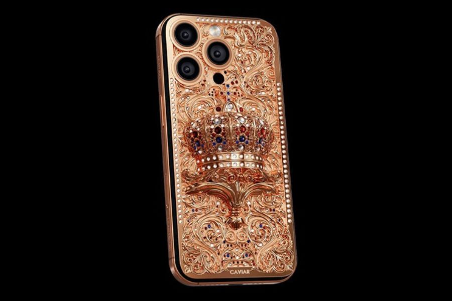 IPhone 16 Pro Max "Tuyệt vời, khủng khiếp, tráng lệ"