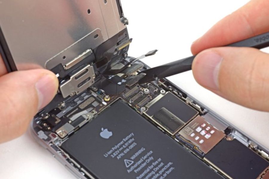 Giá thành các linh kiện thay thế của iPhone 16