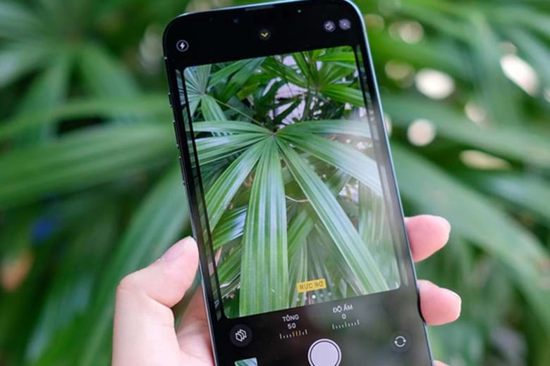 thay camera trước iPhone 13 promax
