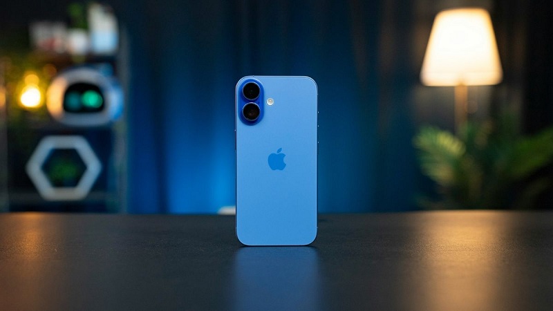 iPhone 16 Plus nổi bật với kích thước lớn cùng mức giá phải chăng