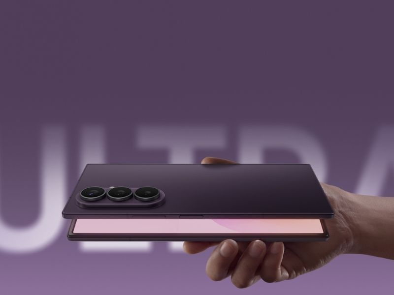 Mua Samsung Galaxy Z Fold8 Ultra tại Clickbuy