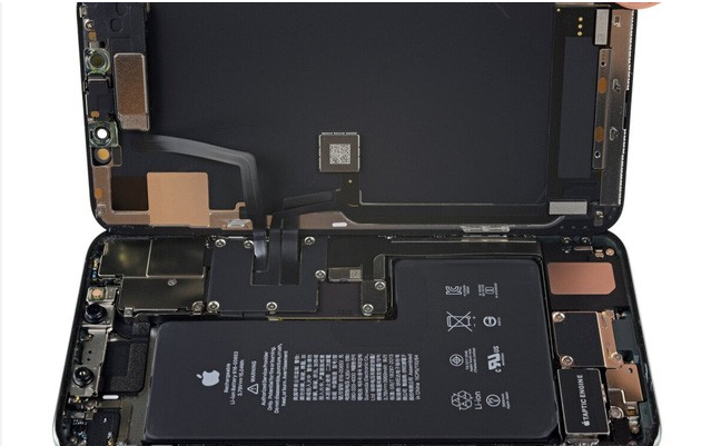 Quy Trình Thay Pin iPhone 8 Plus