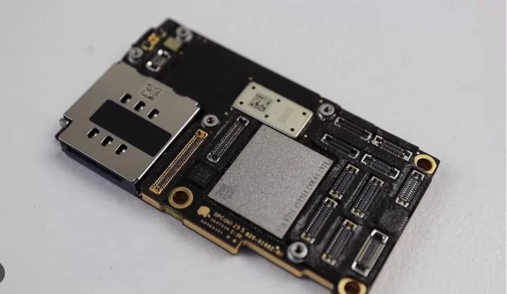 Lợi ích của việc sửa nguồn iPhone 13 Pro