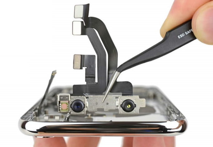 Quy Trình Sửa Face ID iPhone 11