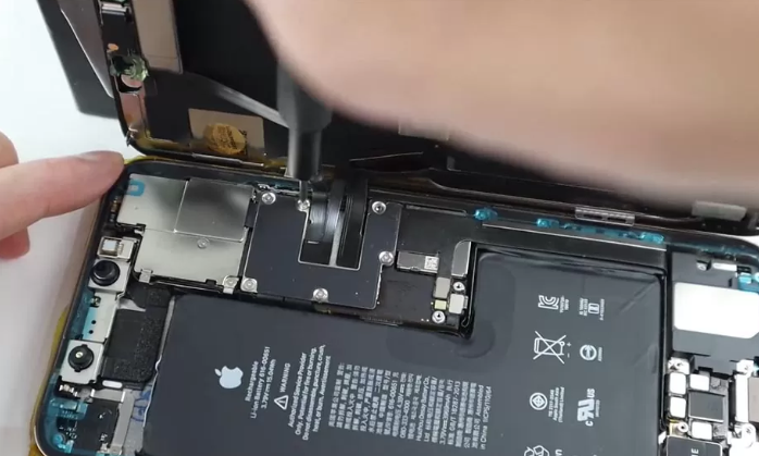 khi nào cần sửa wifi iPhone 12 pro