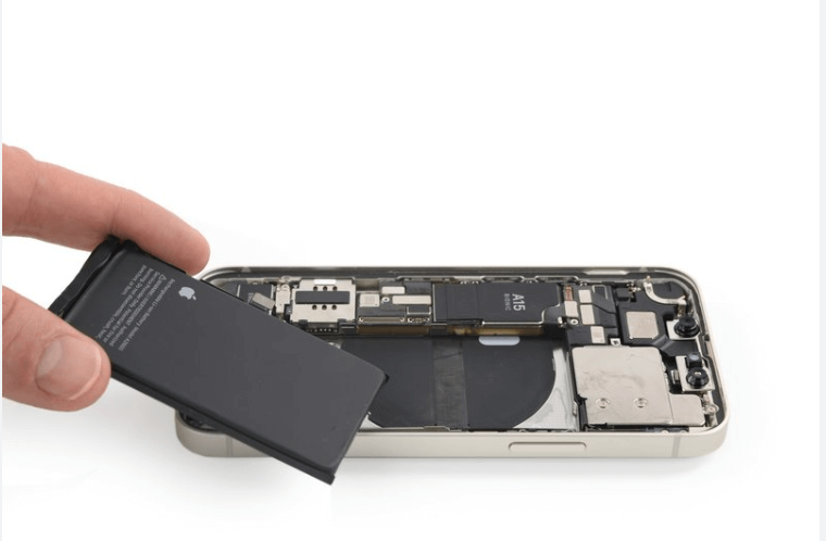 Quy trình thay pin iphone 13 mini