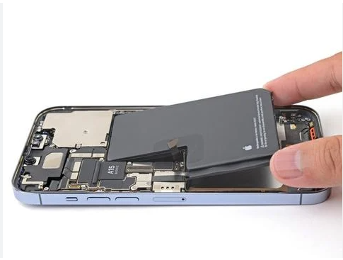 Quy trình thay pin iPhone SE 2020
