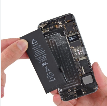 Quy trình thay pin iPhone SE 2023 Clickbuy