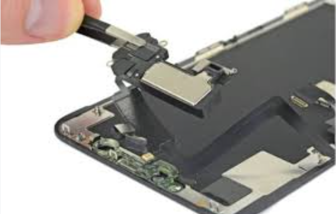 Dịch vụ thay loa iPhone 13 Pro tại Clickbuy
