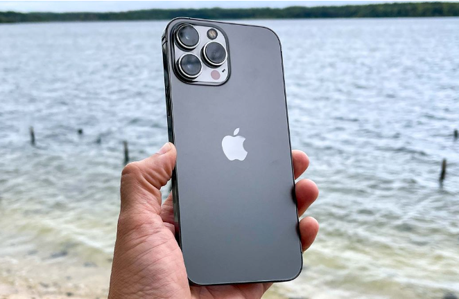 Tổng quan về iPhone 13 Pro và các vấn đề về loa