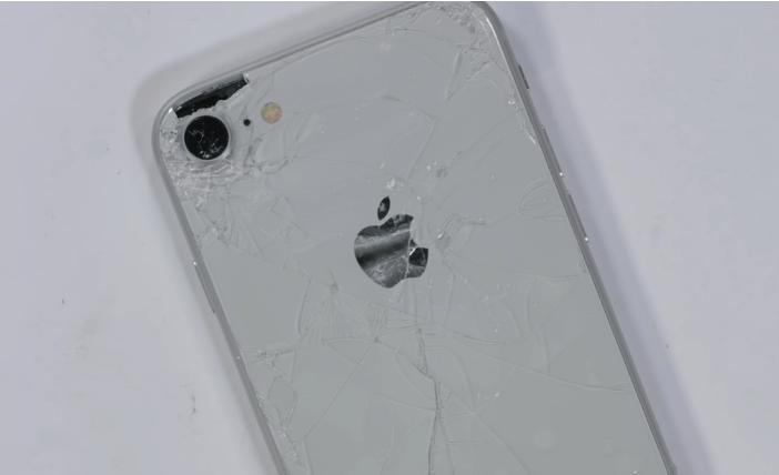 Lưu ý khi thay kính lưng iPhone 8