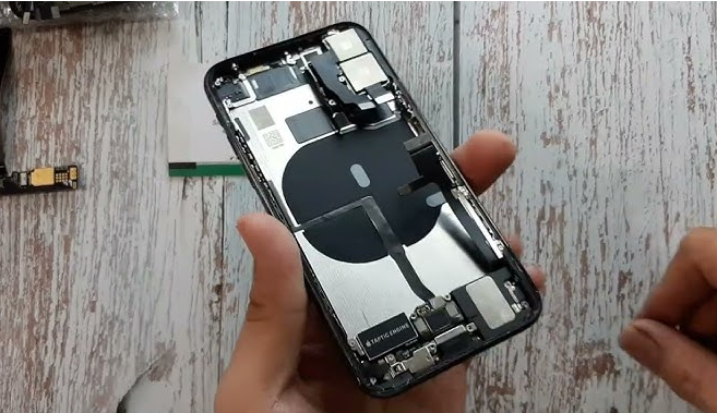 Quy trình thay chân sạc iphone 11 Pro